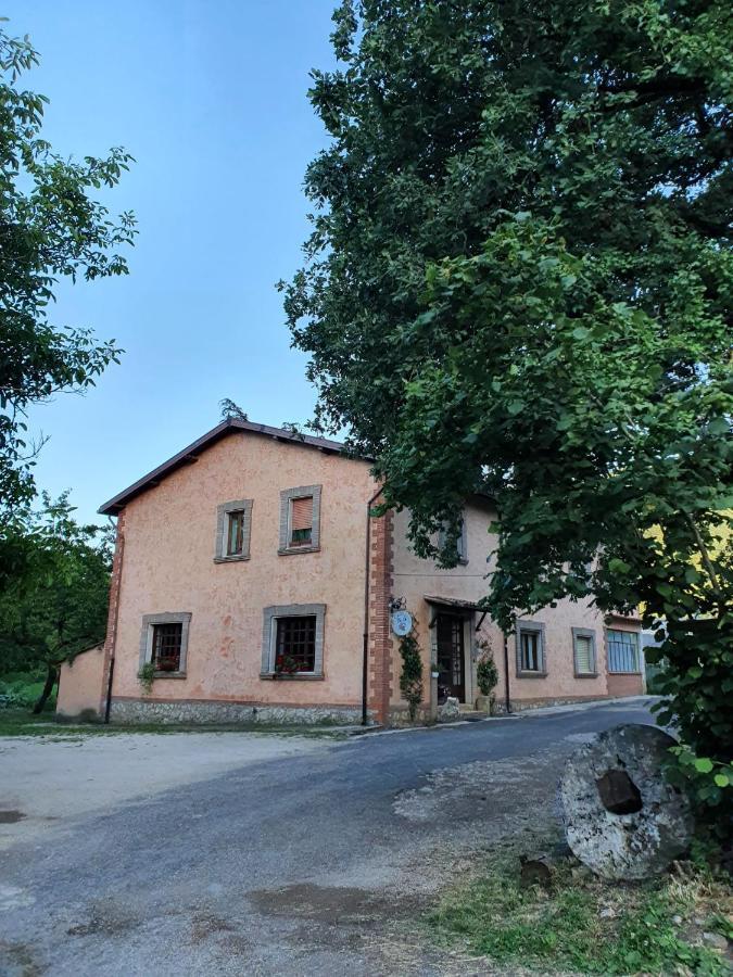 B&B Calecatine Rocca di Botte Luaran gambar
